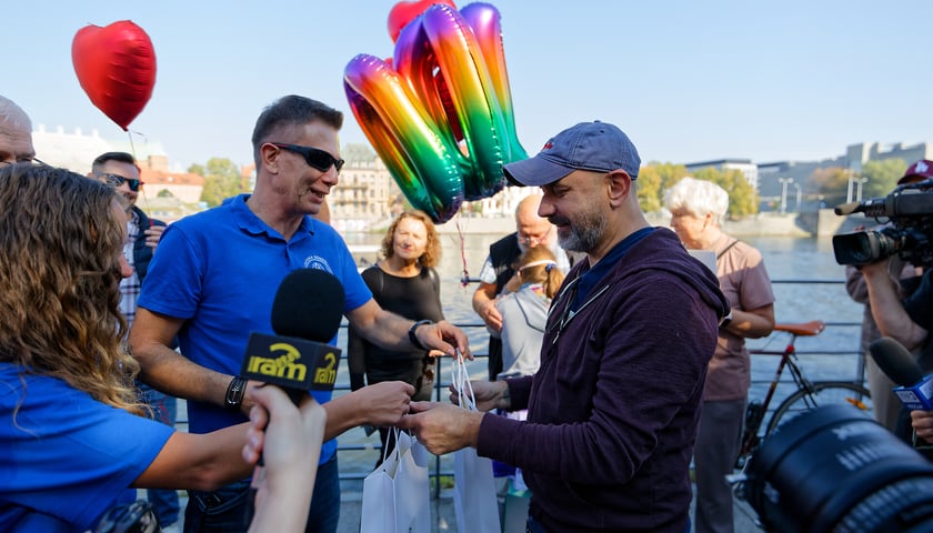 Przywitanie Kaliny i Rafała na Kładce Muzealnej, 3 października 2026