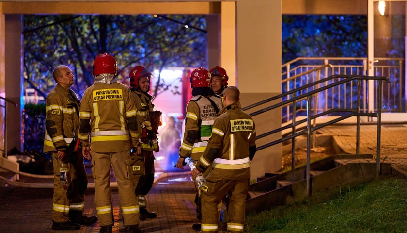Pożar w bloku mieszkalnym przy ul. Królewieckiej 77, 06.10.2026 r.