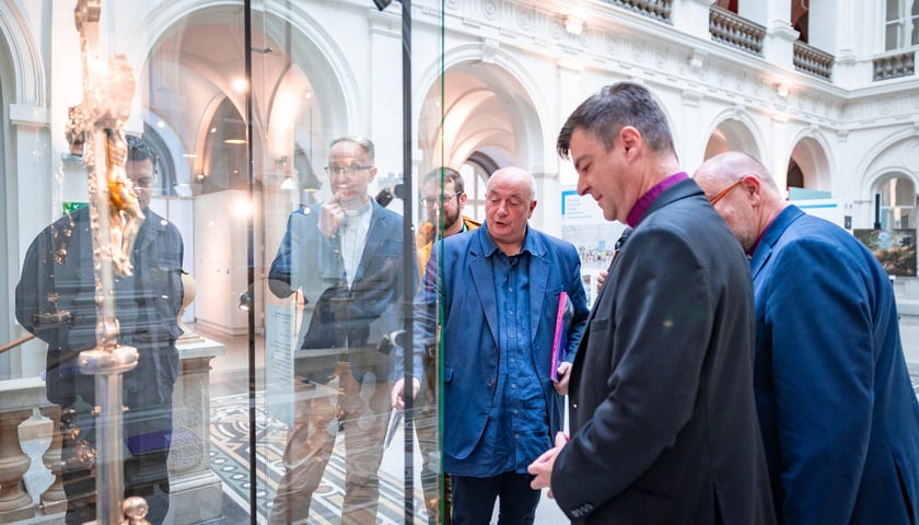 Otwarcie wystawy "Nowożytne złotnictwo śląskich kościołów pokoju" w Muzeum Narodowym we Wrocławiu