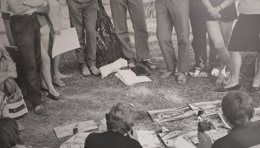 Zdjęcie archiwalnej fotografii ze zbiorów Ośrodka Dokumentacji Sztuki ASP