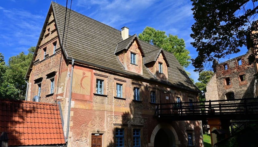 <p>zamek Grodno</p>