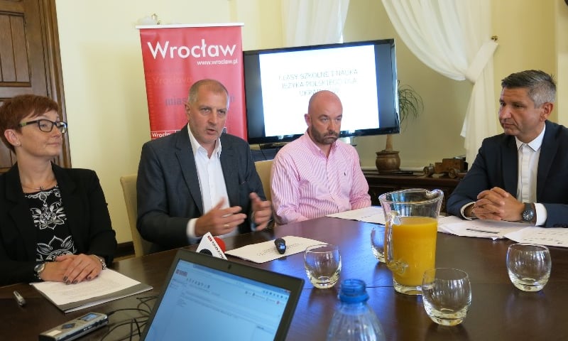 Wrocław wspiera obcokrajowców