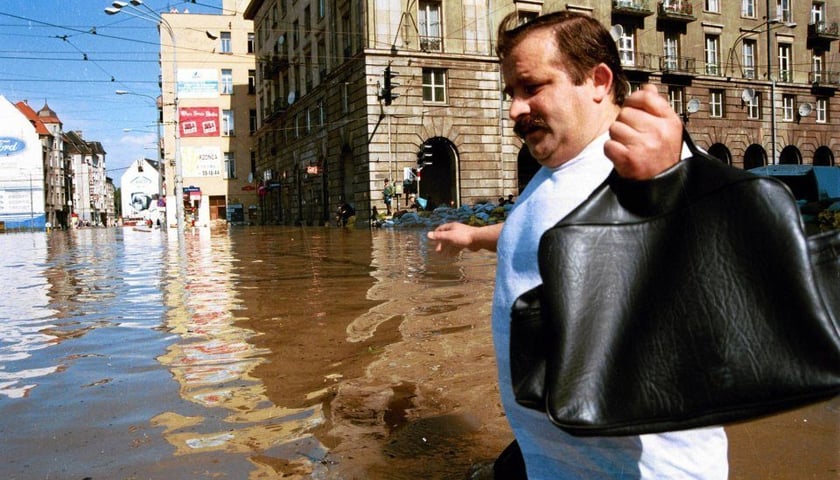 „Gazeta Wyborcza”: w rocznicę powodzi we Wrocławiu [MULTIMEDIALNY REPORTAŻ]