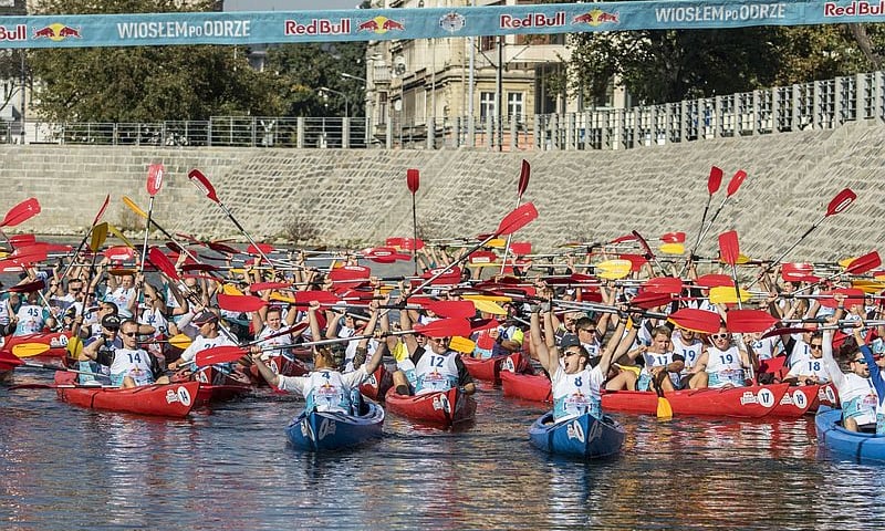 Kajakowy wyścig Red Bull Wiosłem po Odrze