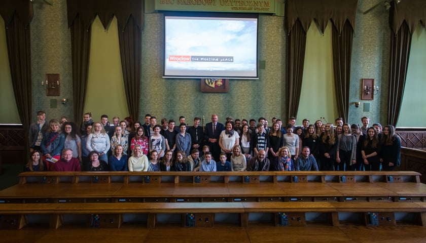Młodzież z Erasmusa spotkała się z prezydentem Wrocławia