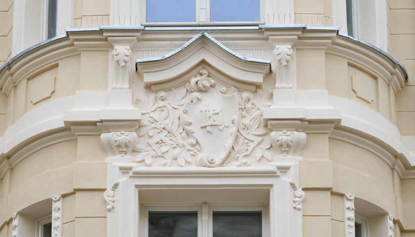 Kamienica przy ulicy Wysokiej 4 tuż przed zakończeniem remontu