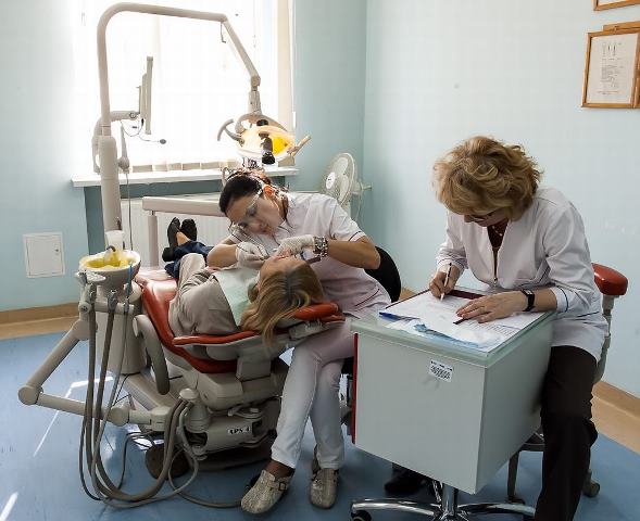 Profilaktyka stomatologiczna u dzieci – im wcześniej, tym lepiej