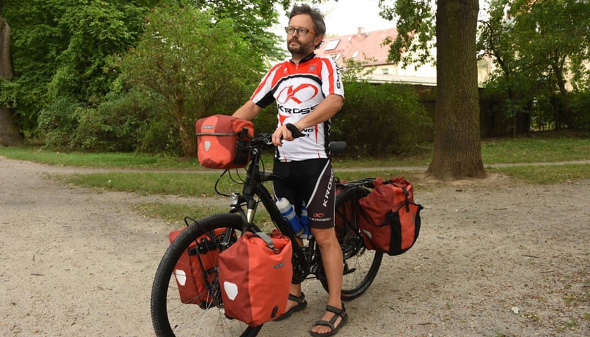 Wrocławski podróżnik rusza w rowerową wyprawę życia