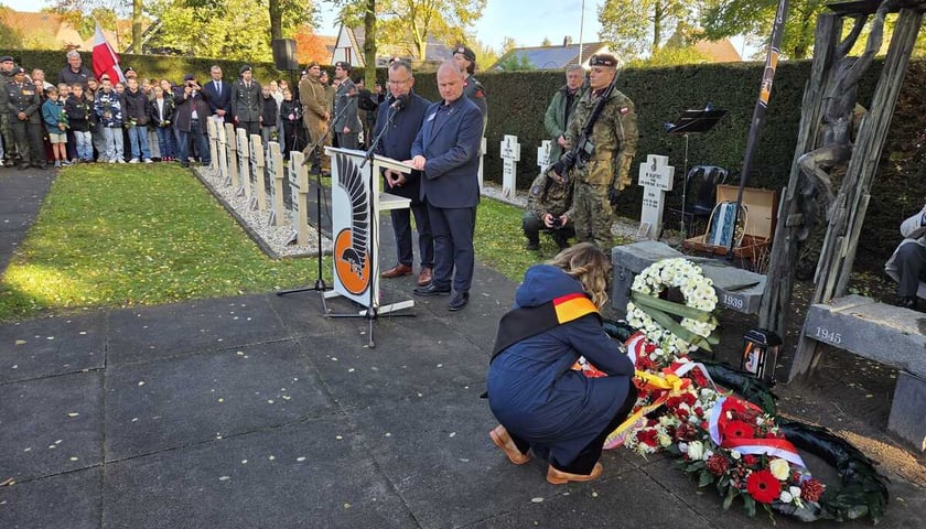 Uroczystości upamiętniające wyzwolenie Bredy przez polskich żołnierzy. Breda, 24.10.2026