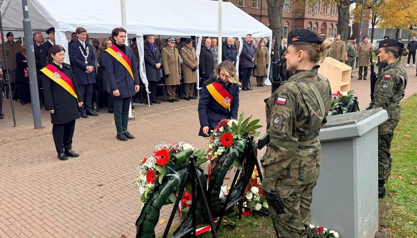 Uroczystości upamiętniające wyzwolenie Bredy przez polskich żołnierzy. Breda, 24.10.2026