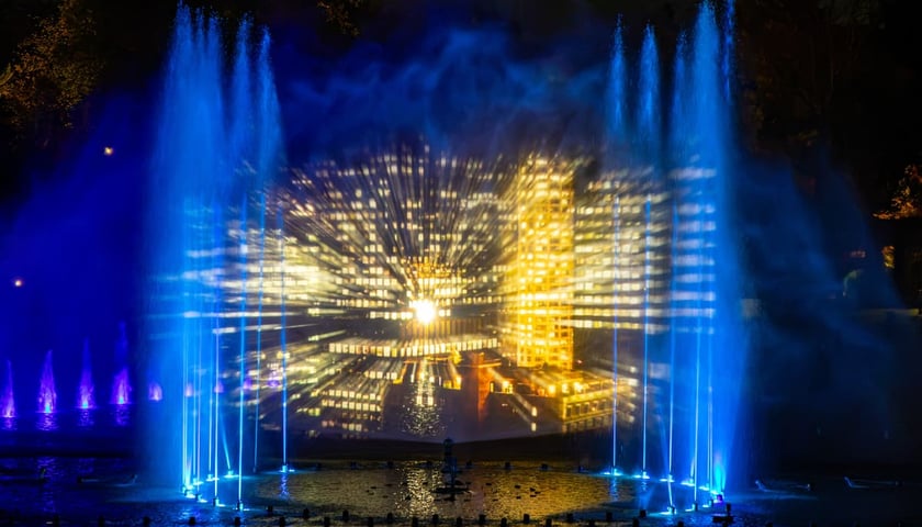 Pokaz Fontanny Multimedialnej kończący sezon 2026. Wrocław, 24.10.2026