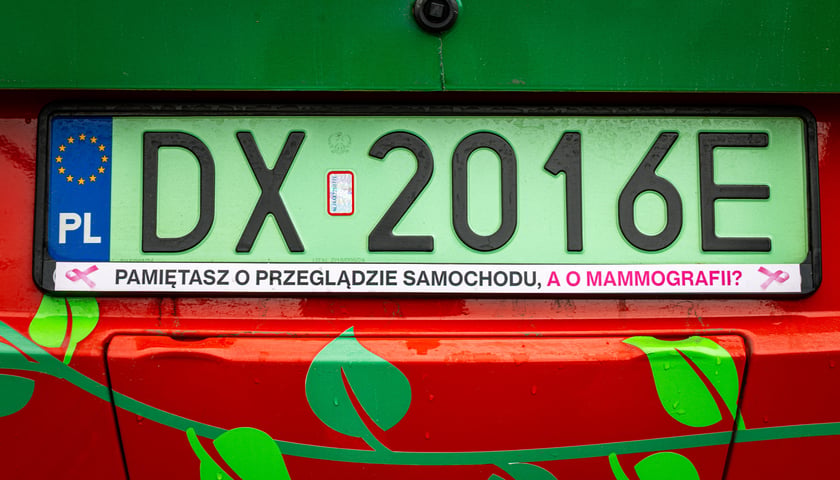 <p>Konferncja o wsp&oacute;lnej kampanii MPK Wrocław z DCOPiH w Zajezdni Borek, 28 października 2026</p>