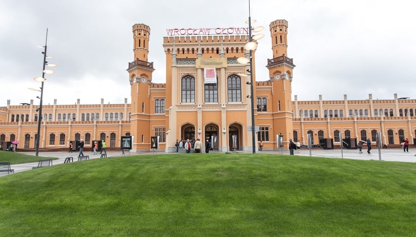 Konkurs na „Dworzec Roku”. Zagłosuj na Wrocław Główny