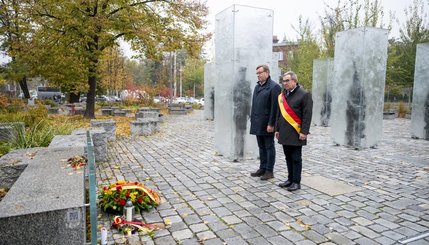 Złożenie kwiatów pod pomnikiem Żołnierzy Niezłomnych - 30.10.2026 r.