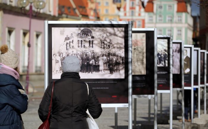 Przy ul. Świdnickiej zakończono wystawy o polsko-gruzińskim partnerstwie