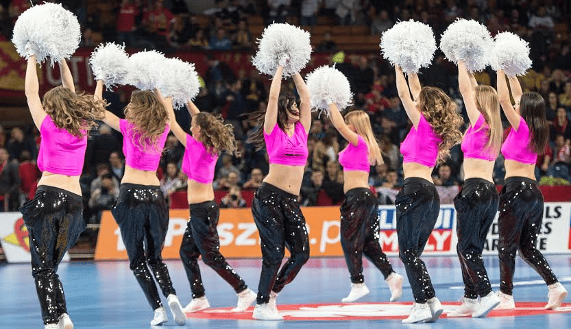 Kapitan Szwedów nie chce cheerleaderek