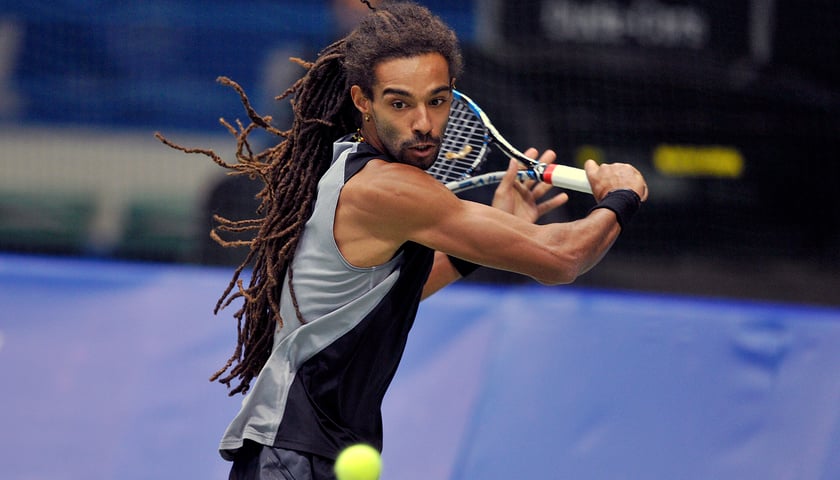 Dustin Brown pewnie awansował do ćwierćfinału