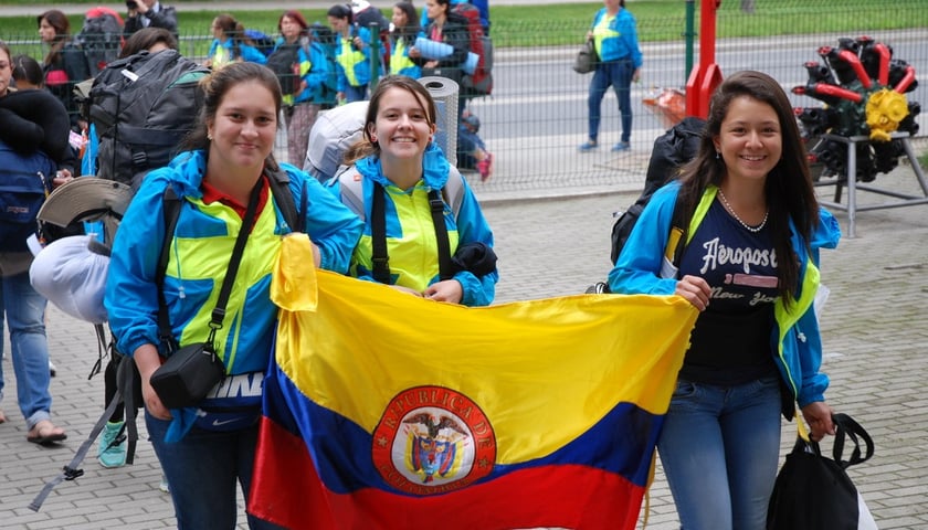 Pierwsi pielgrzymi na ŚDM – Kolumbijczycy są na Nowym Dworze