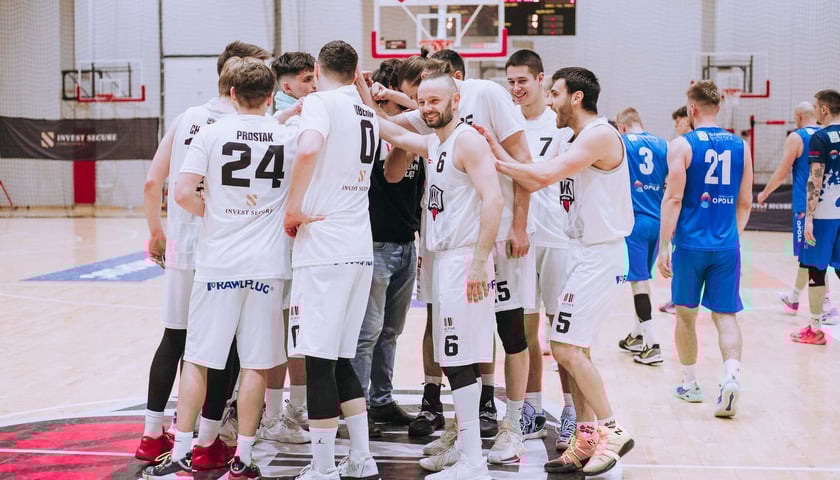 Koszykarze WKK wybiorą się do Kołobrzegu, gdzie rozegrają dwa pierwsze mecze fazy play-off