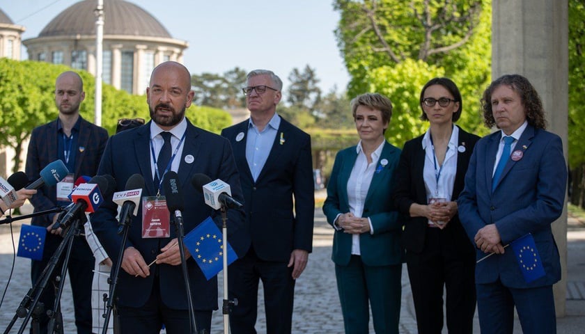 Samorządowy Okrągły Stół we Wrocławiu 9 maja w Hali Stulecia we Wrocławiu