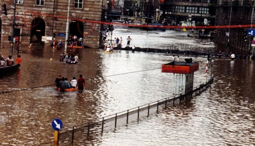 ulica Świdnicka we Wrocławiu, 1997