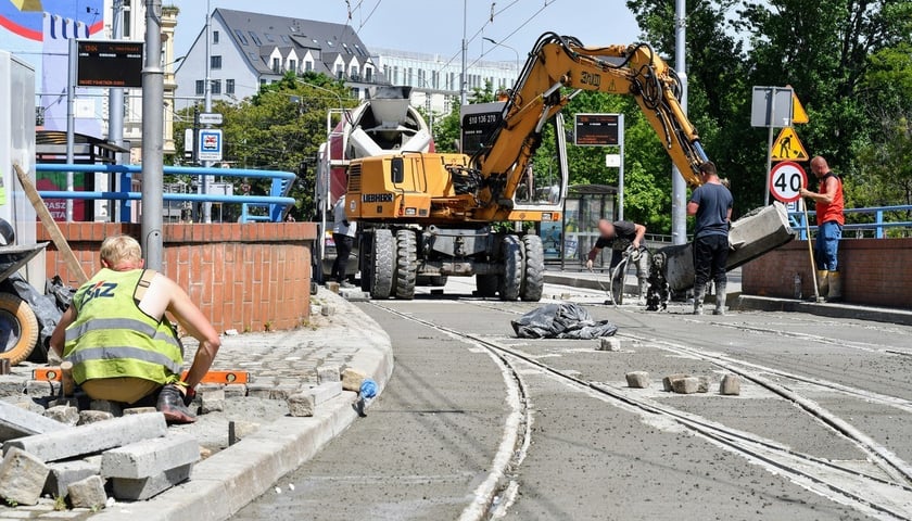 Ostatni etap remontu placu Jana Pawła II zostanie zakończony latem tego roku