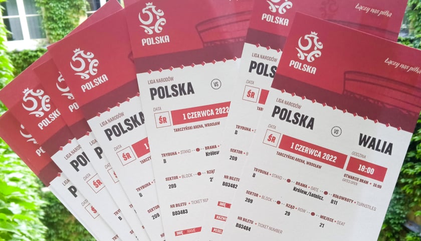 dla Czytelników portalu www.wroclaw.pl mamy 5 podwójnych zaproszeń na mecz Polska-Walia
