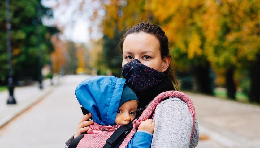 Ofiary przemocy w rodzinie mają szansę na bezpieczne schroonienie.