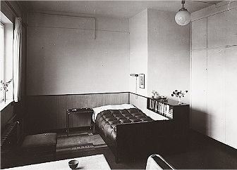 Dom jednorodzinny w zabudowie szeregowej nr 15, proj. Heinrich Lauterbach, sypialnia pani domu, 1929/1930
