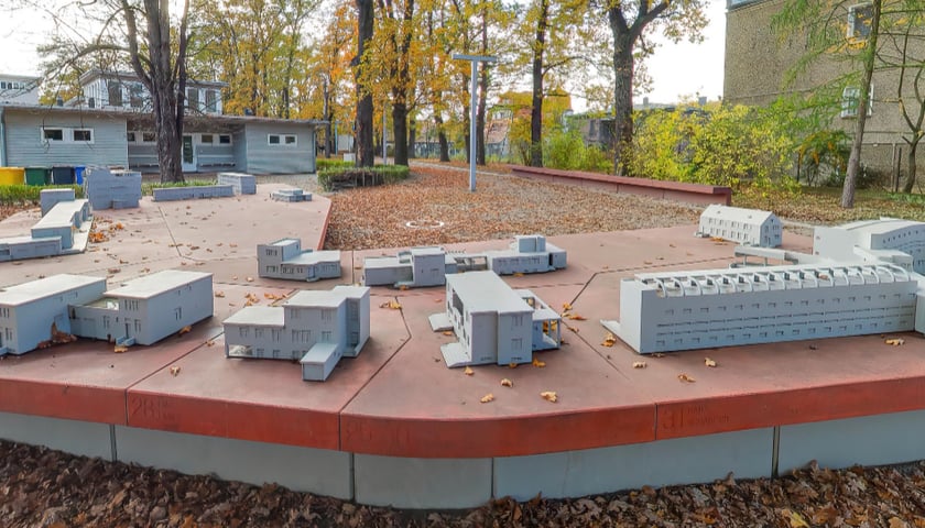 Widok makiety ?Mała WuWA?