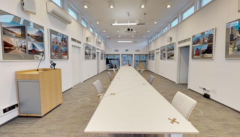 Sala konferencyjna Izby Architektów