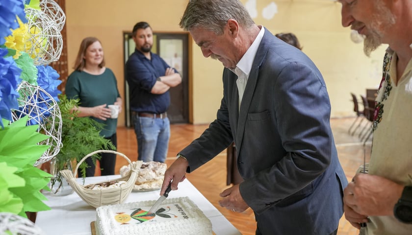 Koordynatorzy ośrodka dla uchodźców przy ul. Grochowej podsumowali 100 dni działalności