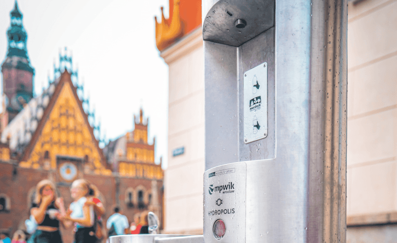 Akcja #PijKrankwkę. Wrocławska kranówka jest czysta, zdrowa i zdecydowanie tańsza niż woda butelkowana.