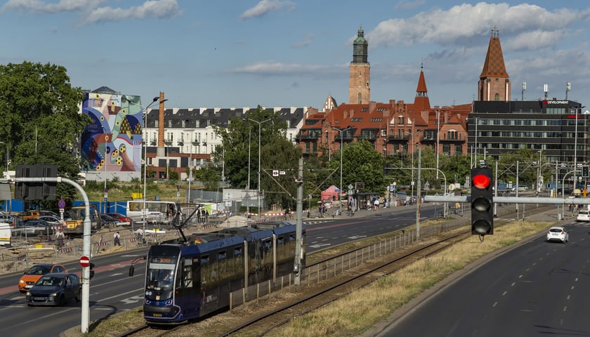 Plac Jana Pawła II wciąż się rozwija