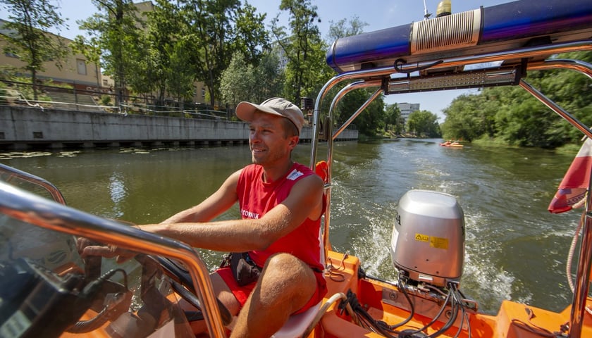 Na patrolu z ratownikami WOPR na Odrze i Oławie
