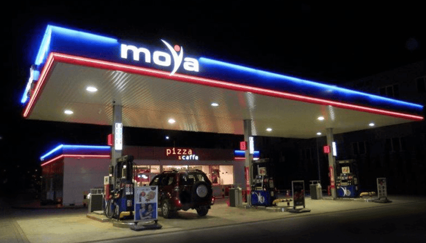 Aby skorzystać z promocyjnej ceny paliwa na stacjach Moya, trzeba tam zrobić zakupy.