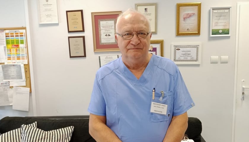 profesor Krzysztof Simon
