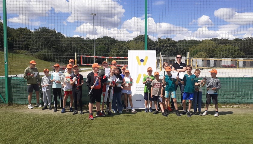 Zajęcia z pierwszej pomocy na półkolonii ?Lato lacrosse?, organizowanej przez Klub Sportowy Kosynierzy Wrocław, lipiec 202