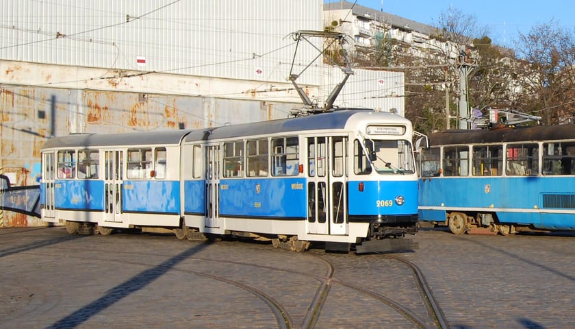 Nocne przejazdy tramwajami cieszą się niesłabnącą popularnością nie tylko wśród miłośników komunikacji. Przyciągają także mieszkańców i turystów. Tak będzie również w najbliższą sobotę