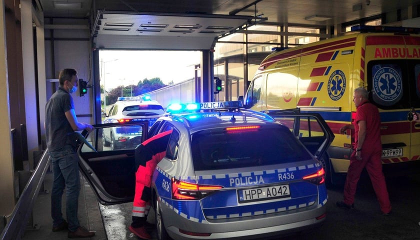 Serce do przeszczepu szczęśliwie dotarło ze Śląska do Wrocławia dzięki pomocy policjantów