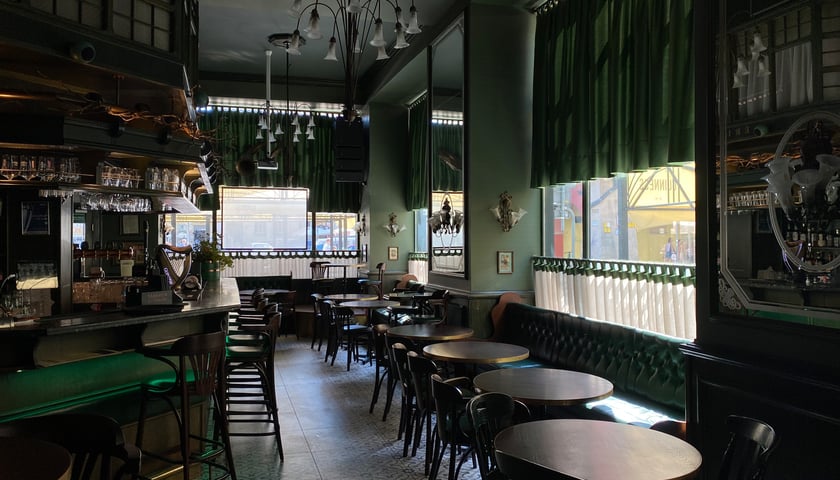 Pub Guinness we Wrocławiu na pl. Solnym. Tu zasmakujesz irlandzkiego piwa!