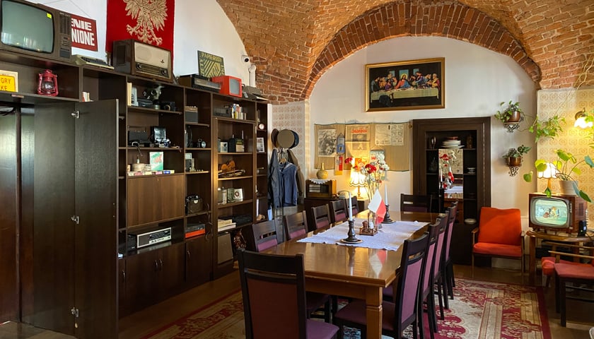 Konspira, czyli podziemna restauracja na pl. Solnym we Wrocławiu