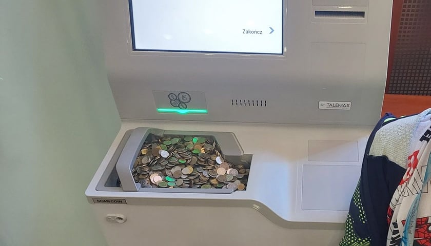 Urządzenie do zamiany monet w NBP we Wrocławiu