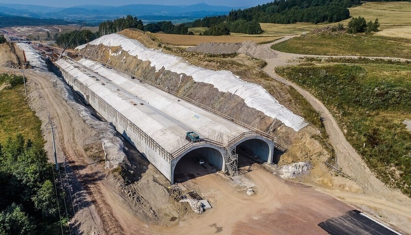 Po otwarciu całej drogi S3 pojedziemy przez nowe tunele w górach pod Bolkowem i tunelem pod rzeką Świną w Świnoujściu