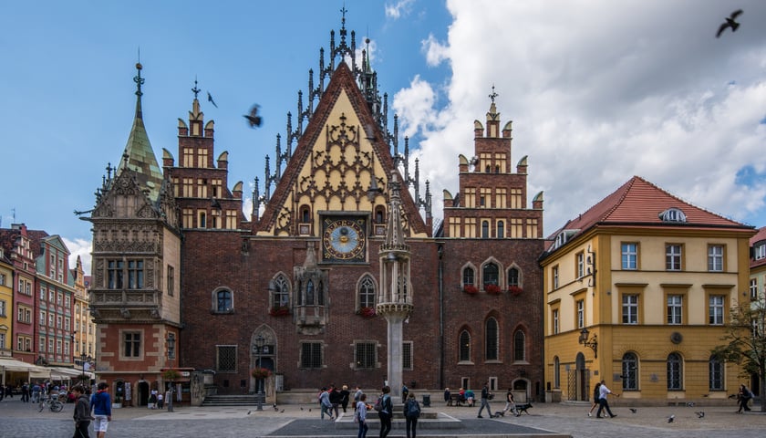 Na zdjęciu: ratusz we Wrocławiu
