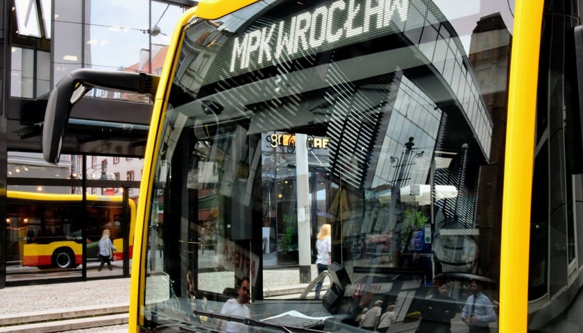Na zdjęciu autobus MPK Wrocław