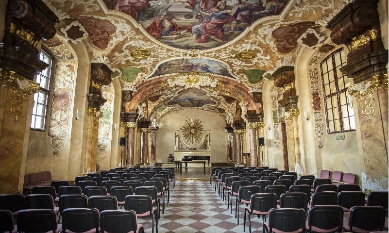 Na zdjęciu sala Oratorium Marianum, gmach główny UWr