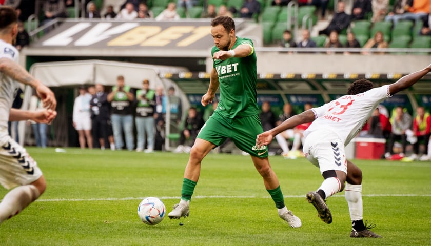 Na zdjęciu Patrick Olsen tuż przed zdobyciem gola na 4:1
