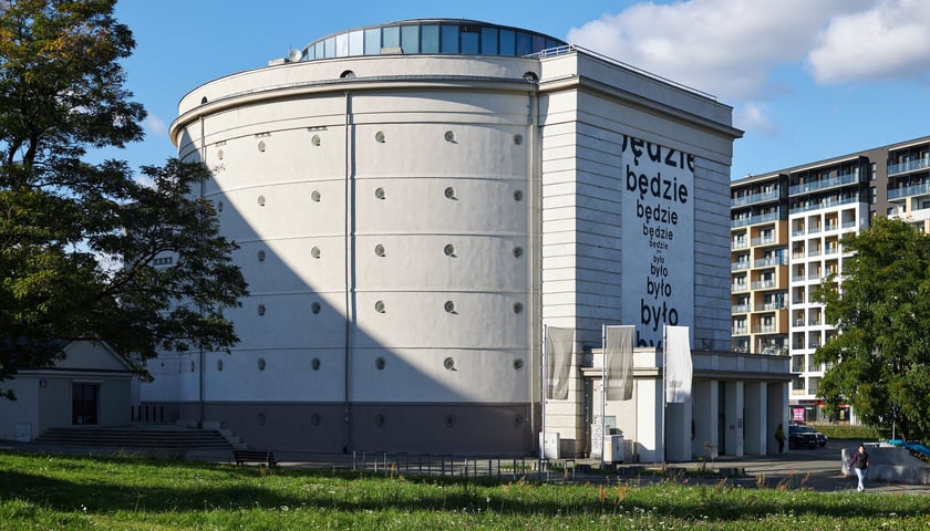 Dawny bunkier przeciwlotniczy, dziś muzeum (MWW) przy placu Strzegomskim