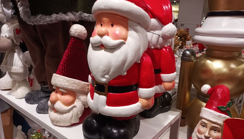 Ozdoby i gadżety świąteczne we wrocławskim sklepie
